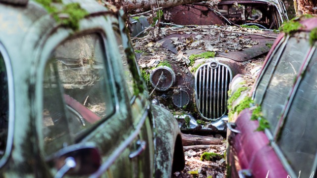 Kaufdorf-Cimetière automobile