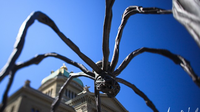 Maman de Louise Bourgeois-Bern-25.5 2011