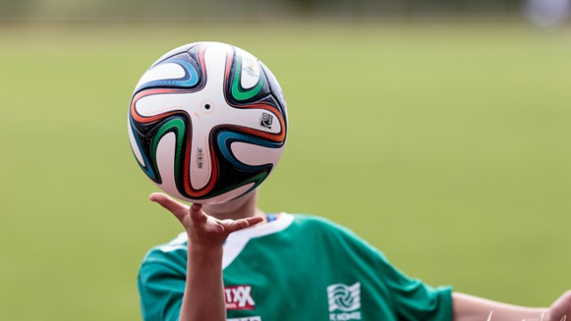 Mon Ballboy et d'autres joueurs de foot